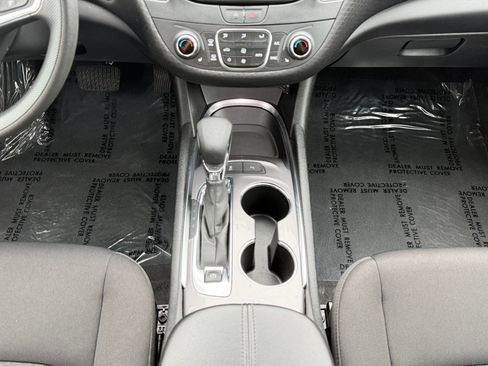 Used 2024 Chevrolet Malibu LT FWD image 13