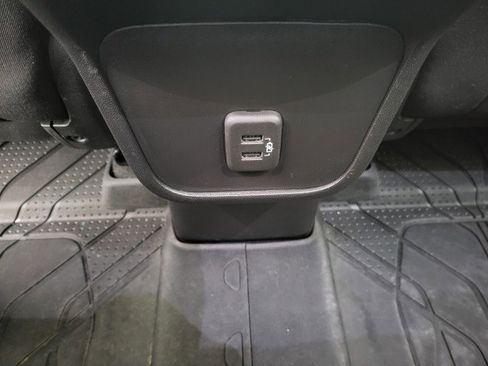 Used 2022 Chevrolet Equinox LT image 14