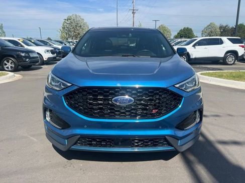 Used 2019 Ford Edge ST w/ Equipment Group 401A AWD/4WD image 2
