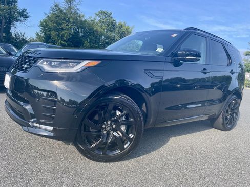 Certified 2025 Land Rover Discovery Dynamic SE AWD/4WD image 37