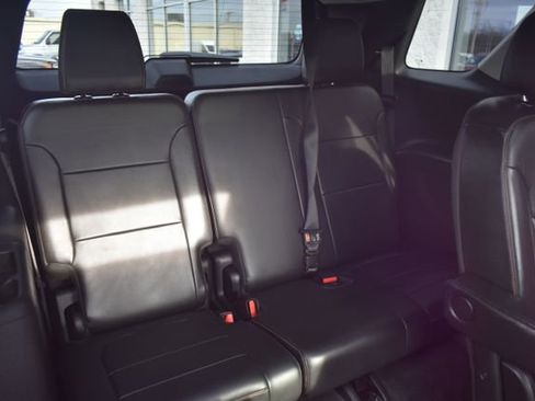 Used 2019 Chevrolet Traverse RS image 45