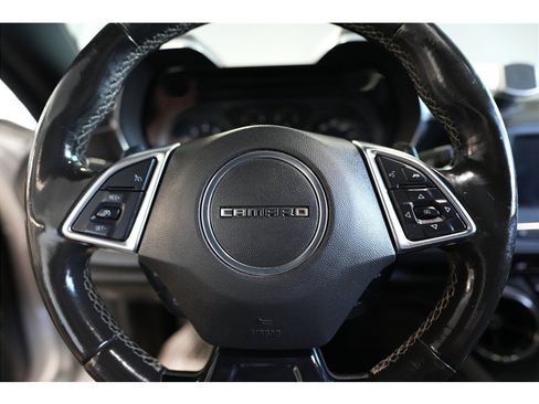Used 2018 Chevrolet Camaro LT RWD image 15