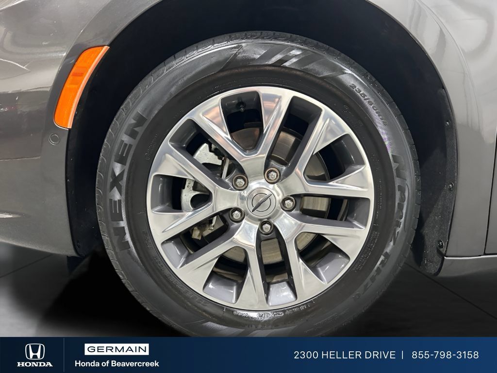 Used 2021 Chrysler Pacifica Pinnacle FWD image 31