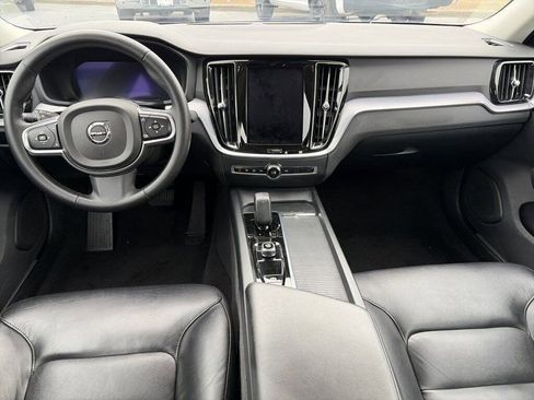 Used 2024 Volvo S60 B5 Core image 10