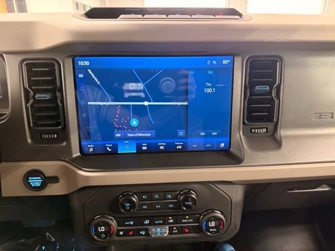 Used 2024 Ford Bronco Wildtrak AWD/4WD image 32