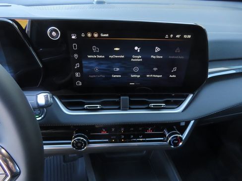 New 2026 Chevrolet Equinox LT w/ LPO, Floor Liner Package image 5