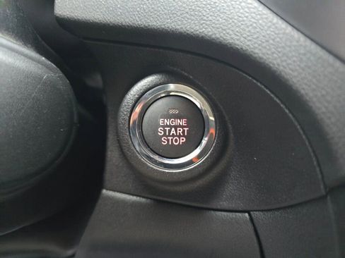 Used 2022 Subaru Ascent Premium w/ Convenience Package image 25