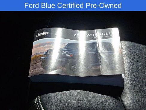 Used 2021 Jeep Wrangler Unlimited Sahara w/ Cold Weather Group AWD/4WD image 28