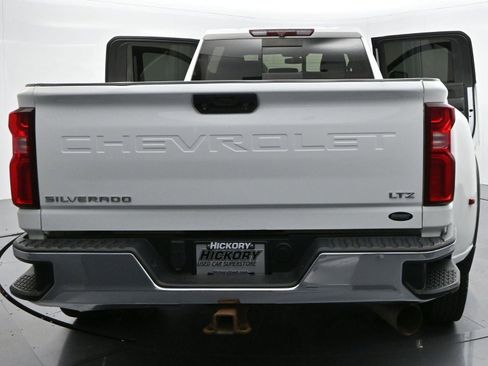 Used 2022 Chevrolet Silverado 3500 LTZ w/ LTZ Convenience Package AWD/4WD image 45