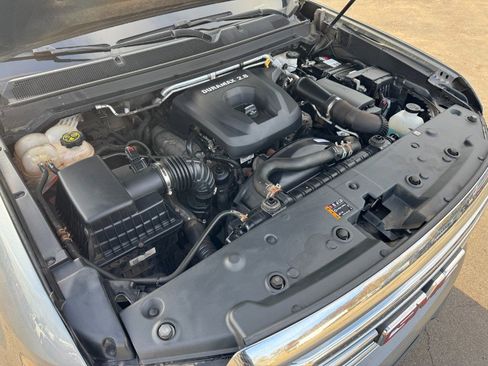 Used 2018 GMC Canyon SLE image 24