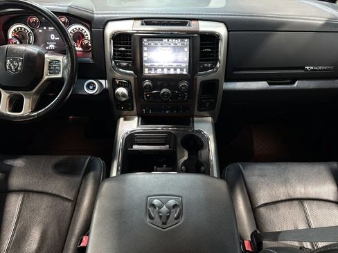 Used 2017 RAM 1500 Laramie AWD/4WD image 17
