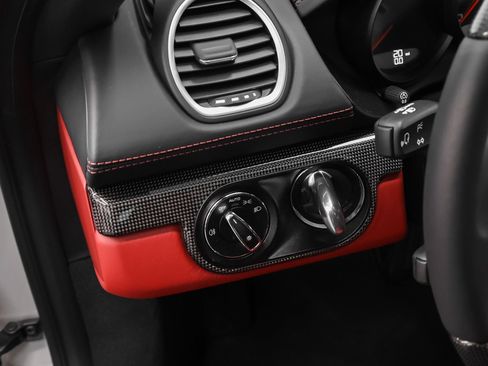 New 2025 Porsche 718 Cayman image 32