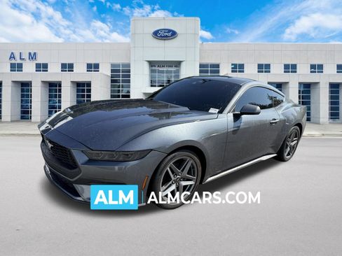 Used 2025 Ford Mustang Coupe RWD image 1