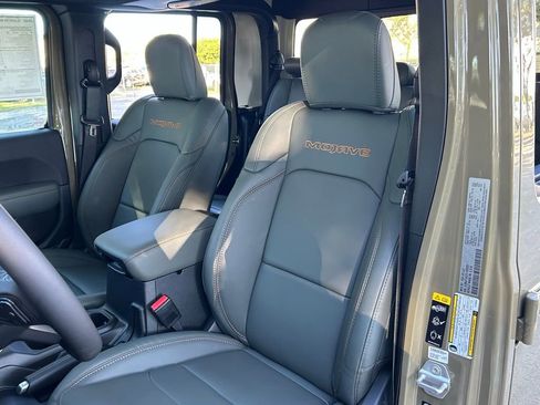 New 2026 Jeep Gladiator Mojave image 23