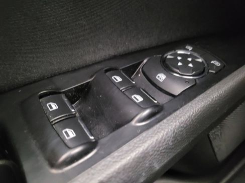 Used 2016 Ford Fusion SE FWD image 27