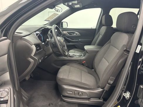 Used 2023 Chevrolet Traverse LT FWD image 22
