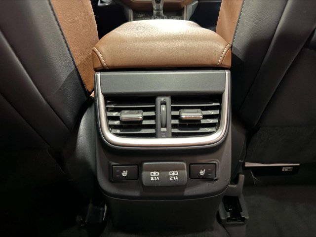 Used 2020 Subaru Outback Touring AWD/4WD image 22