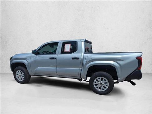 Certified 2025 Toyota Tacoma SR w/ SR Upgrade Package AWD/4WD image 8
