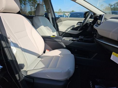 New 2026 Nissan Rogue Dark Armor FWD image 13