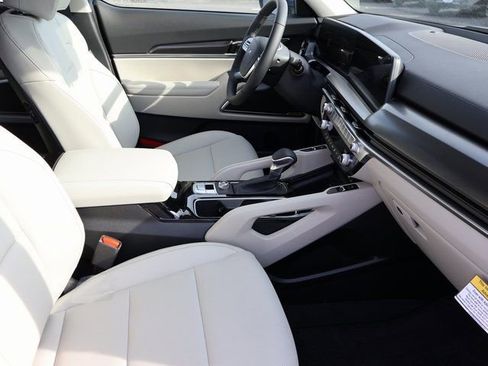 New 2025 Kia Telluride S image 11