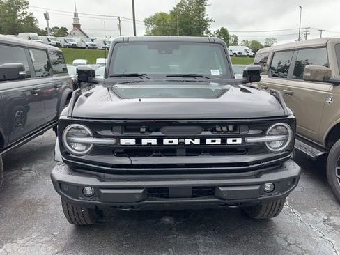New 2025 Ford Bronco Outer Banks image 7