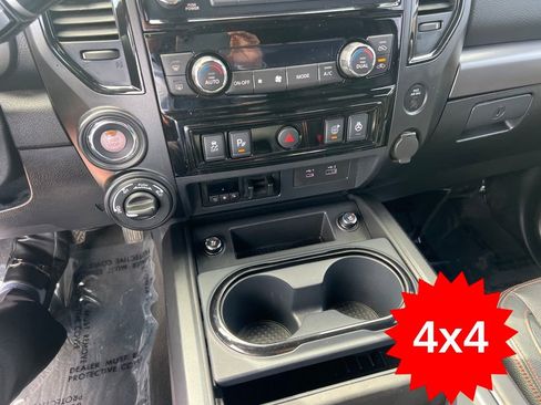 Used 2021 Nissan Titan PRO-4X w/ Pro-4x Convenience Package AWD/4WD image 17