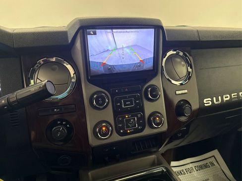 Used 2013 Ford F250 Lariat w/ Lariat Ultimate Pkg AWD/4WD image 36
