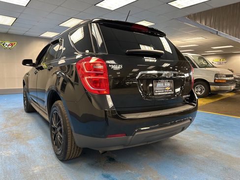 Used 2016 Chevrolet Equinox LT w/ Convenience Package image 9