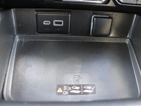 Used 2024 Chevrolet Tahoe LT AWD/4WD image 44