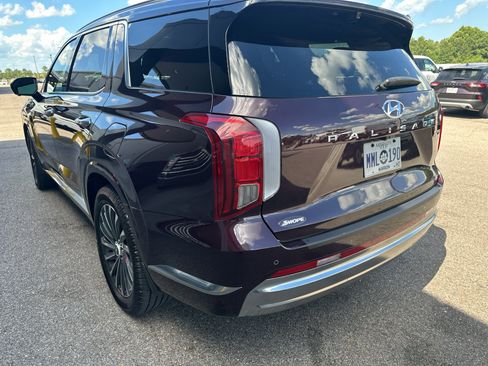 Used 2024 Hyundai Palisade Calligraphy AWD/4WD image 4