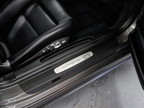 Used 2013 Porsche 911 Carrera 4S AWD/4WD image 27