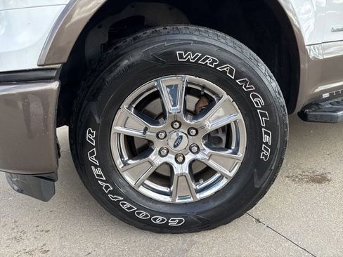 Used 2015 Ford F150 Lariat image 50