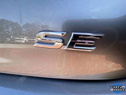 Used 2025 Toyota Camry SE FWD image 35