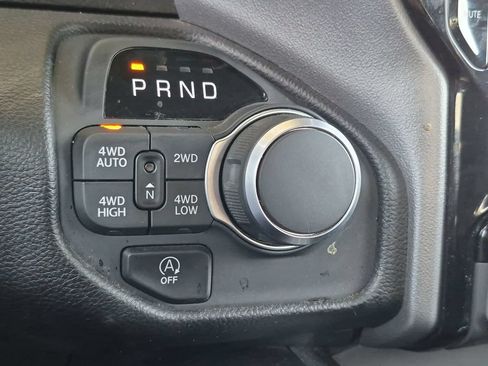 Used 2025 RAM 1500 Big Horn AWD/4WD image 30
