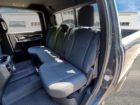 New 2026 RAM 3500 Big Horn AWD/4WD image 10