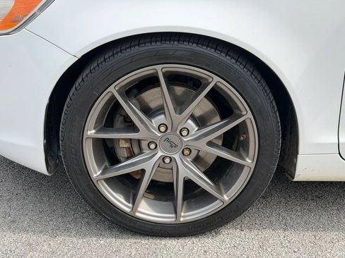 Used 2012 Volvo C70 T5 FWD image 11