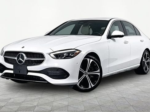Used 2025 Mercedes-Benz C 300 Sedan image 2