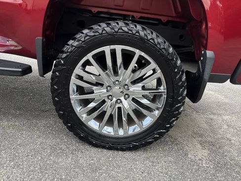 Used 2022 Chevrolet Silverado 1500 High Country w/ High Country Premium Package AWD/4WD image 34