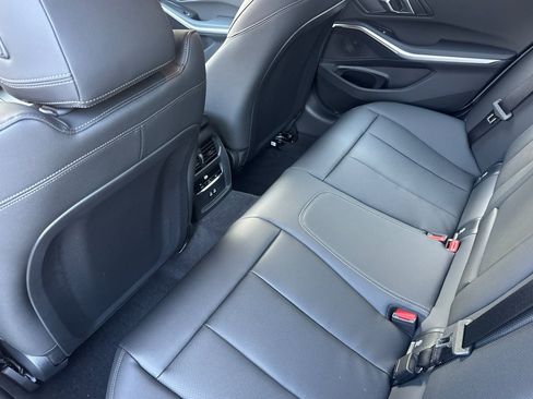 Used 2026 BMW 330i Sedan w/ Premium Package RWD image 24