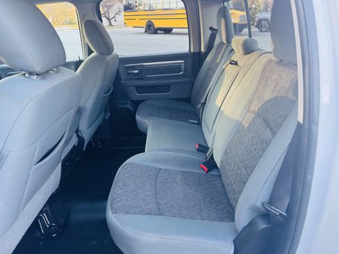 Used 2017 RAM 1500 Classic SLT image 11