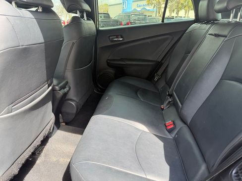 Used 2020 Toyota Prius Prime XLE image 11