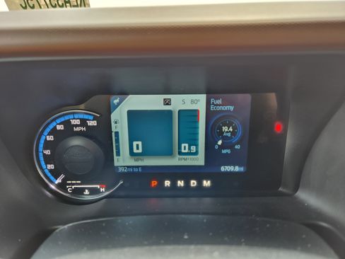 Used 2024 Ford Bronco Outer Banks image 22