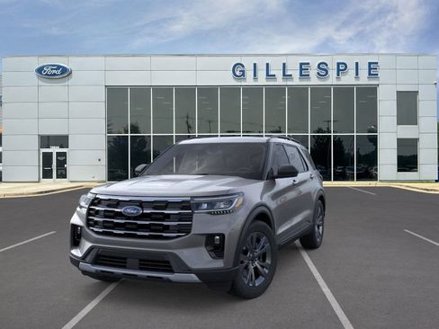New 2026 Ford Explorer Active image 2