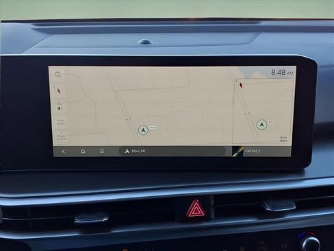 Used 2025 Kia Sorento S image 22