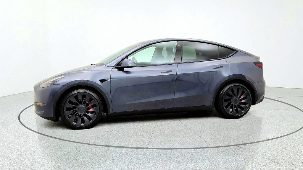 Used 2022 Tesla Model Y Performance AWD/4WD image 8