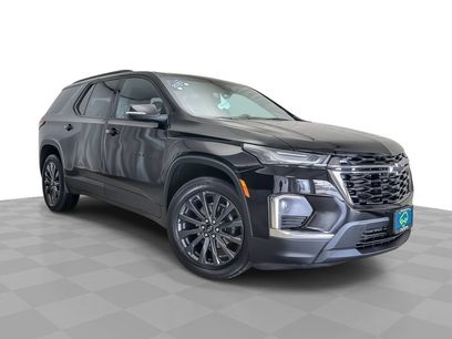 Used 2023 Chevrolet Traverse RS
