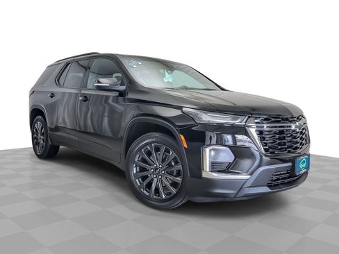 Used 2023 Chevrolet Traverse RS AWD/4WD image 1