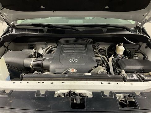 Used 2018 Toyota Tundra Limited AWD/4WD image 41