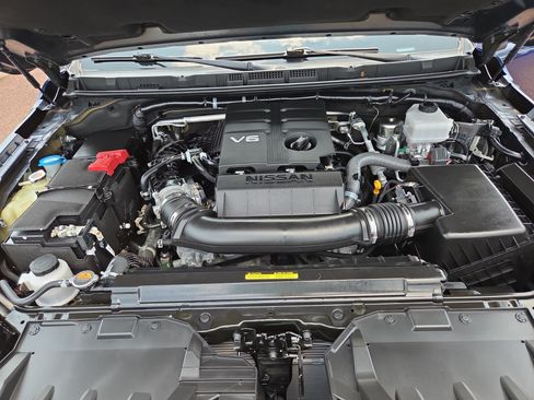 Used 2023 Nissan Frontier PRO-4X AWD/4WD image 33