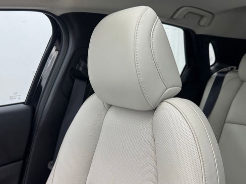 Used 2023 MAZDA CX-30 AWD 2.5 S w/ Premium Package image 39